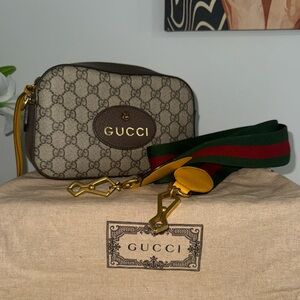 Gucci GG Supreme Neo Vintage crossbody bag AUTHENTIC